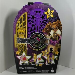 Monster High Skulltimate Secrets Clawdeen Wolf Hauntlywood Doll 19+ Surprises